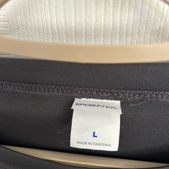 Long Sleeve Men’s Rashguard - Picture 5 of 6